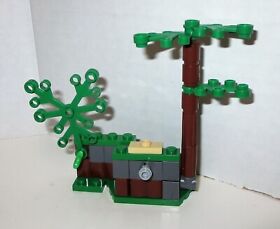 LEGO Castle Forest Ambush #70400 - Tree Replacement pieces parts