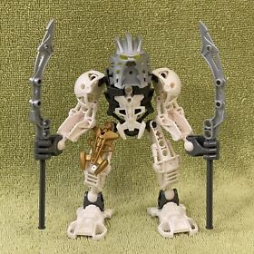 LEGO Bionicle Stars 7135 - “ STARS TAKANUVA “ Complete Build w/ Pearl Gold Piece