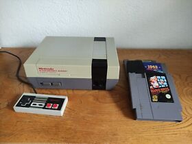 Nintendo NES (NESE-001) inkl.  3  Spiele (Super Mario Bros,...