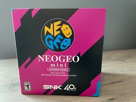 NEW Neo Geo Mini Console with 40 games - International Version - SNK 