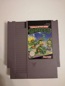 Nintendo NES - TEENAGE MUTANT HERO TURTLES