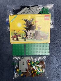 LEGO Castle Forestmen 6066 Camouflaged Outpost 100% Complete W/Instructions 