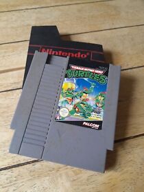 Nintendo 1985  Teenage Mutant Hero Turtles Game NES-88-UKV