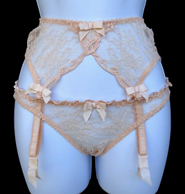Set of 2: Agent Provocateur Love Suspender Size 2+Brief 2/ Small Peach Pink