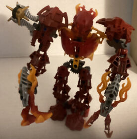LEGO BIONICLE: Malum (8979), Complete W/ Spike Ball, No Instructions Or Canister