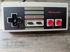 OEM Nintendo Entertainment System NES Controller - Tested K33