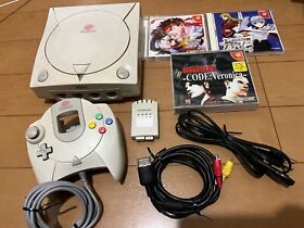 SEGA DreamCast Console (HKT-3000) & Controller with  3 games