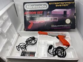 Nintendo Entertainment System NES Box - Zapper - Controller - Polystyrene