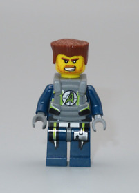 LEGO Agents Charge with armor minifigure 8971