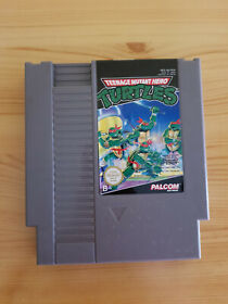 Nintendo NES Turtles - Teenage Mutant Hero