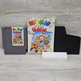 Kickle Cubicle Nintendo NES con Caja Cubierta Polvo Espuma Auténtico Original Probado 