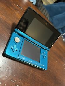 Nintendo 3DS Handheld System - Aqua Blue with Charger And Games