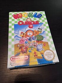 Kickle Cubicle NES - ¡Completo con inserciones! Sistema de entretenimiento Nintendo en caja