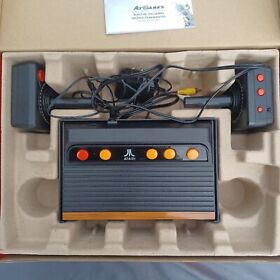 Atari Flashback 6 Classic Console 100 Games 2 classic Paddles