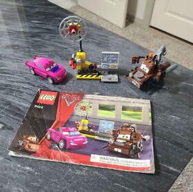 100% complete Lego 8424 Cars 2 Mater's Spy Zone w/instructions