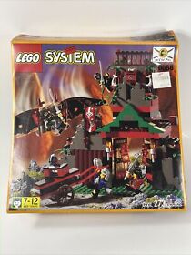 Lego 6088 Ninja Robber's Retreat w/box no ins complete parts damaged box