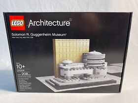 LEGO ARCHITECTURE Set 21004 Solomon Guggenheim Museum Complete w Box & Instruct