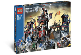 LEGO 8877 - Castle: Knights Kingdom II: Vladek's Dark Fortress - 2005 - NEW