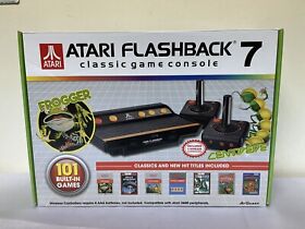 Atari Flashback 7 Classic Game Console AR3210 with Box - Two Controllers NEW