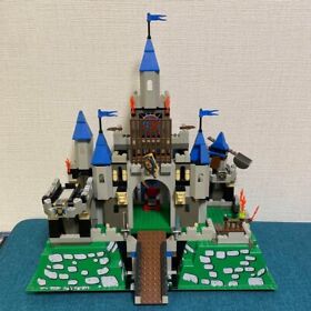 Lego Knights Kingdom 6098 King Leo’s Castle Set 95% Complete Set