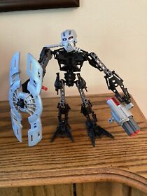 LEGO BIONICLE: Toa Nuparu (8913) - With Instruction Manual