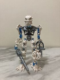 LEGO Bionicle 8732 Inika Toa Matoro Complete (Missing Projectiles)