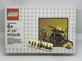 New & Factory Sealed Lego 5004419 Classic Knights Minifigure