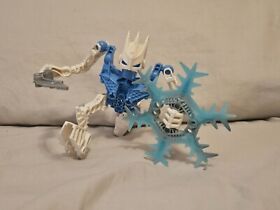 Used Metus Lego Bionicle #8976 complete set with no instructions or box.