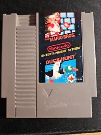 Nintendo 1985 NES Games; Super Mario Bros. Duck Hunt And Tecmo Bowl