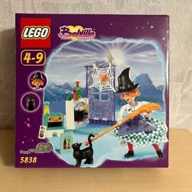 LEGO Belville 5838 The Wicked Madam Frost 2002 Used