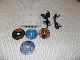 SEGA Dreamcast HKT-3020 Home Console White+ Accessories, 4 Games Disc Only