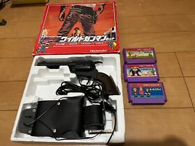 Nintendo Famicom WILD GUNMAN Controller with BOX & 3 Games & Holster