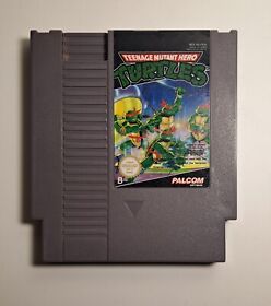 Teenage Mutant Hero Turtles Nintendo NES Modul NES 88 FRA Guter Zustand