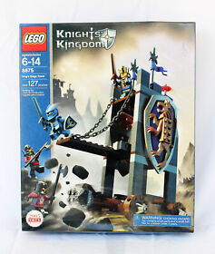 LEGO Castle: King's Siege Tower (8875) damaged box
