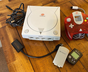 Sega Dreamcast HKT-3020 Console with 1 Controller + VMU/JumpPack