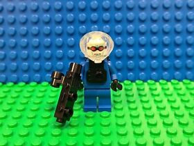 Lego Mr. Freeze Minifigure 7884 Blue Batman bat011i DC Super Heroes CMF Lot Rare
