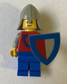 Lego Classic Castle Knight Minifigure w/ Shield 1980s Vintage 6002 0016 677 6077