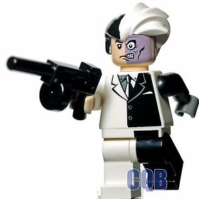 NEW LEGO - Figure - Super Hero - Two-Face - from set 7781 GENUINE Two Face