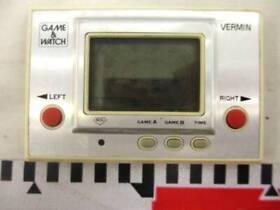 Game Watch Vermin 1980 /Vintage/Nintendo Box Theory No Battery
