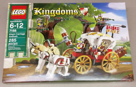 LEGO Kingdoms 7188 King's Carriage Ambush NEW! Castle Dragon Knights Horse Gold
