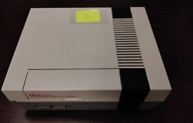 Nintendo Entertainment System NES Console - Gray (NES-001) (CONSOLE ONLY) 
