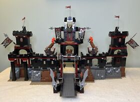 LEGO Knights Kingdom Vladek's Dark Fortress Set 8877 Scorpion Castle