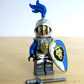LEGO Castle Lion King's Knight w/ Armor Grill Helmet 70402 Gatehouse Raid cas523