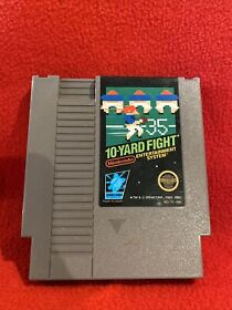 10-Yard Fight for Nintendo NES 3 Screw) Authentic  Free Shipping  Tested