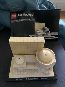 LEGO Architecture Solomon R. Guggenheim Museum #21004