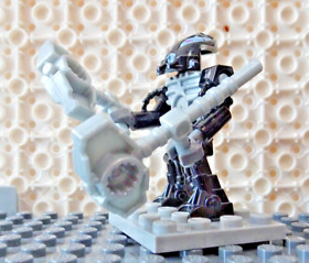 LEGO Bionicle Mini - bio022 Toa Mahri Nuparu, Two Mini Weapons, 8926 8927