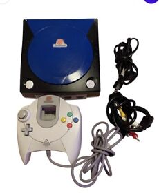 Sega Dreamcast Sports Edition Console (HKT-3020) System, Controller Tested