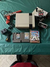 Nintendo Original NES Bundle. RBI Baseball In Box! All Cords And 3 Controllers