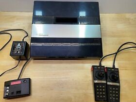 Atari 5200 Video Game Console, 2 joysticks tv adapter & power cord Tested (read)