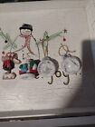 Set 4 pieces of Christmas Ornaments Santa and more